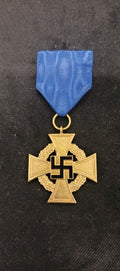 Kreuz für 40 Jahre Dienst