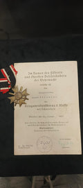 Krzyż kvk z mieczami 2 klasy, sygnowany (8?)z nadaniem na Polskie nazwisko z 1945r!