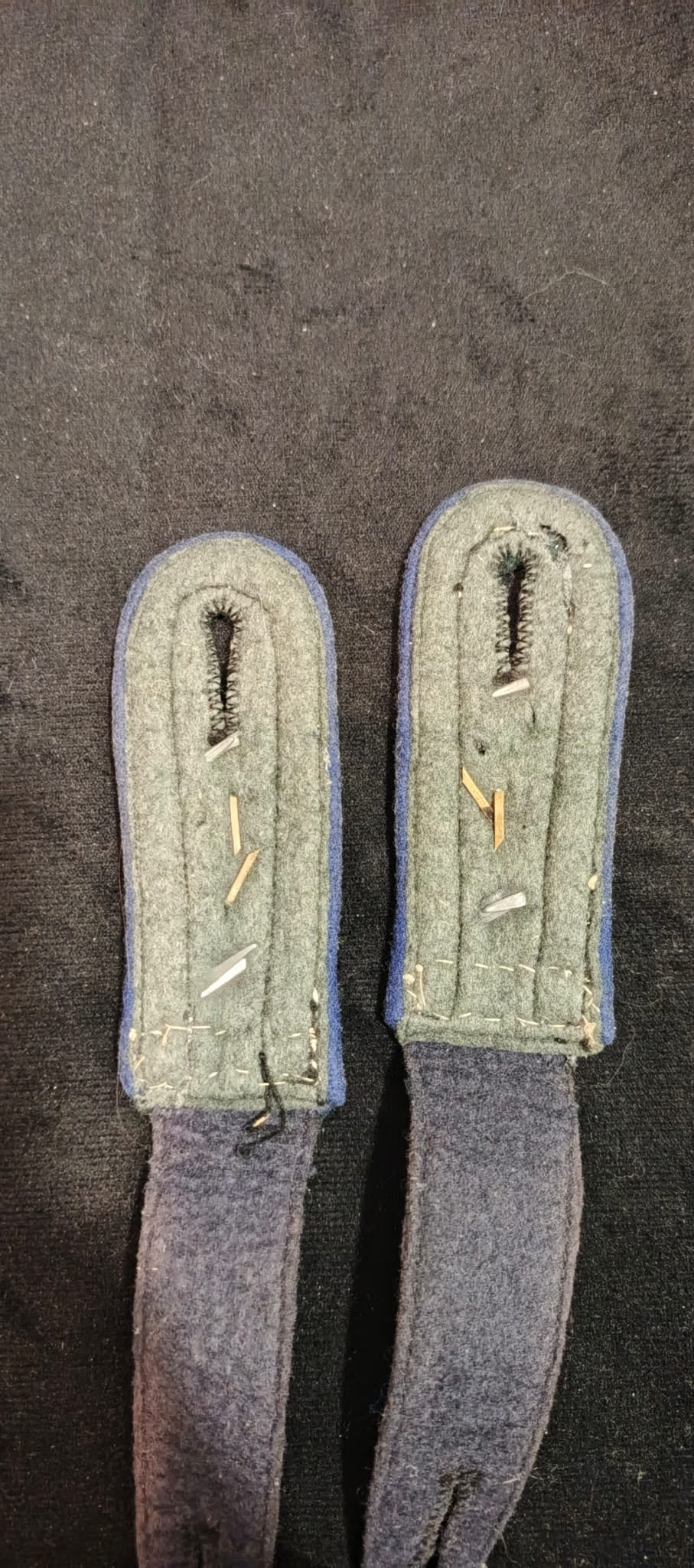 Wehrmacht non-commissioned officer's shoulder boards.
